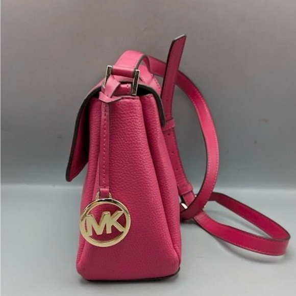 Michael Kors Addison Pink Structured Pebble Leather Bag - Picture 9 of 10